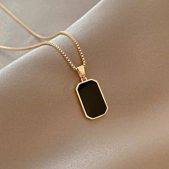 ◾️18K Gold Plated Black Enamel Minimalist Rectangular Pendant - Picture 1 of 10